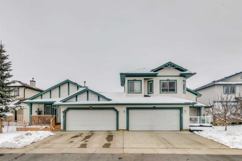 38 Canoe Square Sw, Airdrie, AB - Outdoor With Facade