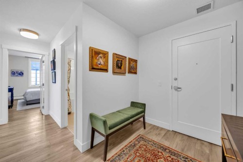 210-38 Quarry Gate Se, Calgary, AB - Indoor Photo Showing Other Room