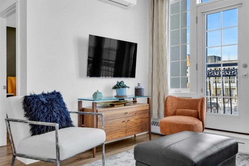 210-38 Quarry Gate Se, Calgary, AB - Indoor