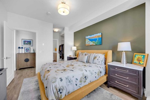 210-38 Quarry Gate Se, Calgary, AB - Indoor Photo Showing Bedroom