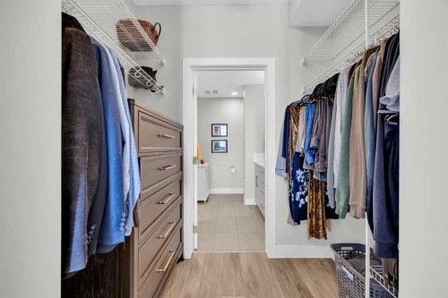 210-38 Quarry Gate Se, Calgary, AB - Indoor With Storage