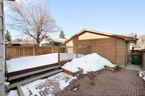 35 Shawmeadows Close Sw, Calgary, AB - Outdoor With Exterior