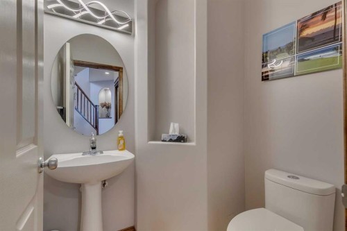 100 Royal Oak Terrace Nw, Calgary, AB - Indoor Photo Showing Bathroom
