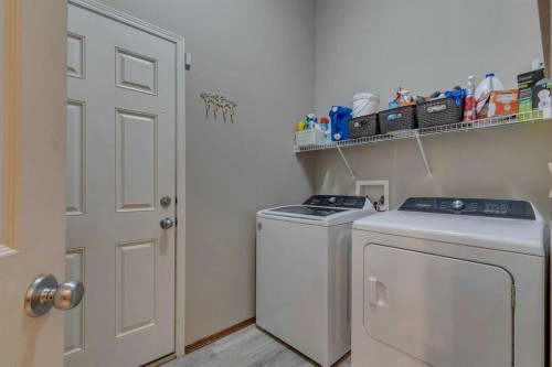 100 Royal Oak Terrace Nw, Calgary, AB - Indoor Photo Showing Laundry Room