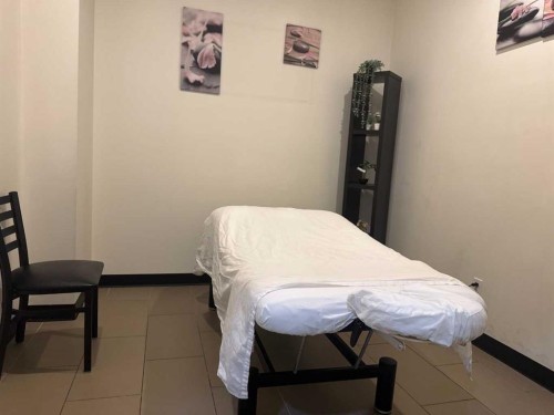 4500 Macleod Trail Sw, Calgary, AB 