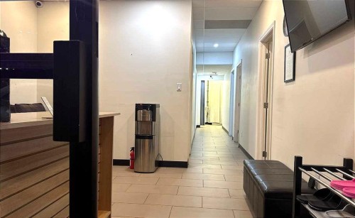 4500 Macleod Trail Sw, Calgary, AB 