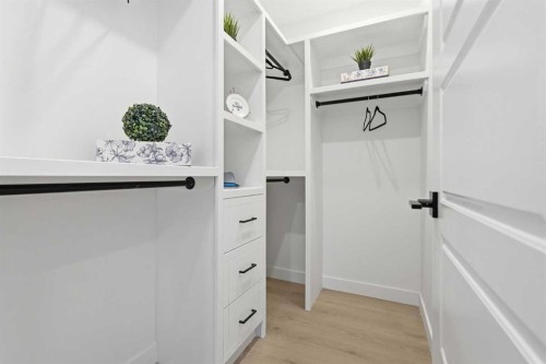 8616 7 Street Sw, Calgary, AB - Indoor