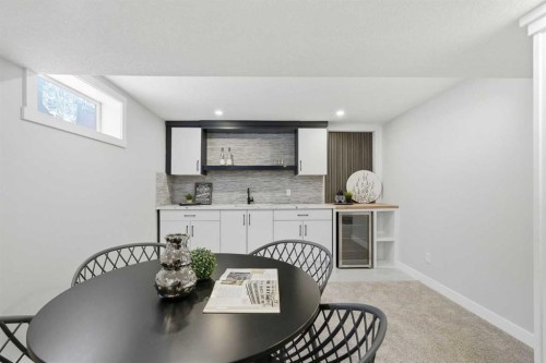 8616 7 Street Sw, Calgary, AB - Indoor