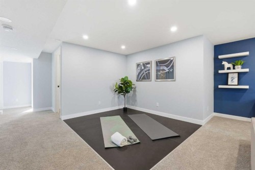 8616 7 Street Sw, Calgary, AB - Indoor Photo Showing Other Room