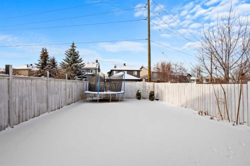 8 Chapalina Crescent Se, Calgary, AB - Outdoor