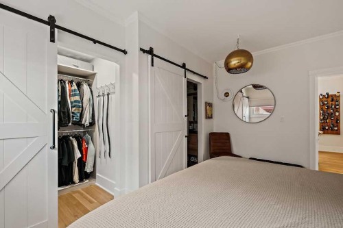 1509 19 Avenue Sw, Calgary, AB - Indoor Photo Showing Bedroom