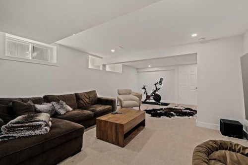 1509 19 Avenue Sw, Calgary, AB - Indoor