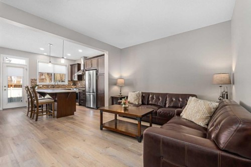 58 Kingfisher Crescent Se, Airdrie, AB - Indoor Photo Showing Living Room