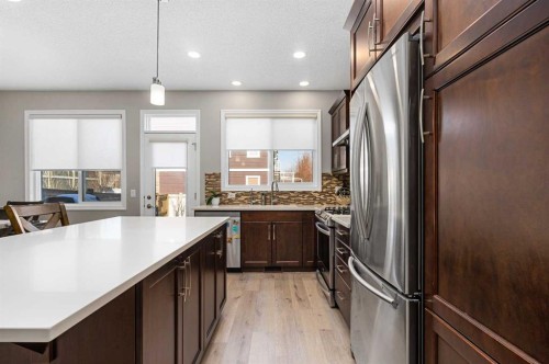 58 Kingfisher Crescent Se, Airdrie, AB - Indoor Photo Showing Kitchen