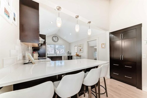 332 Varsity Close Nw, Calgary, AB - Indoor