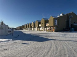 605-3208 8 Avenue NE Calgary, AB T2A 7V8