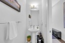226 Auburn Crest Way Se, Calgary, AB  - Indoor Photo Showing Bathroom 