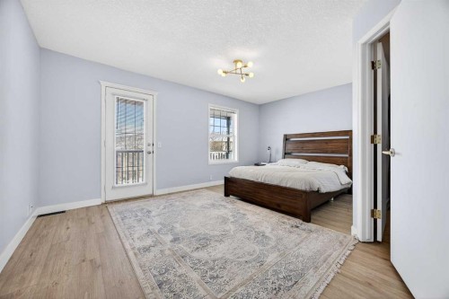 162 Prestwick Landing Se, Calgary, AB - Indoor Photo Showing Bedroom
