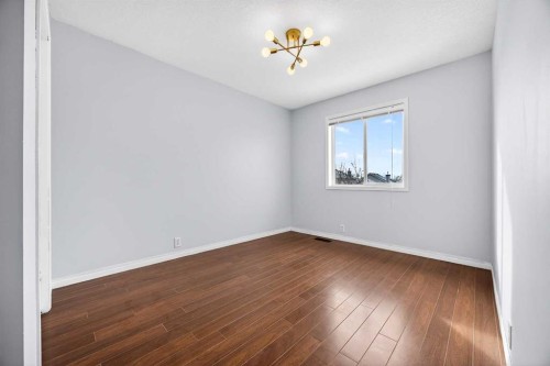 162 Prestwick Landing Se, Calgary, AB - Indoor Photo Showing Other Room