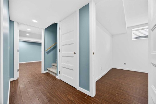 162 Prestwick Landing Se, Calgary, AB - Indoor Photo Showing Other Room