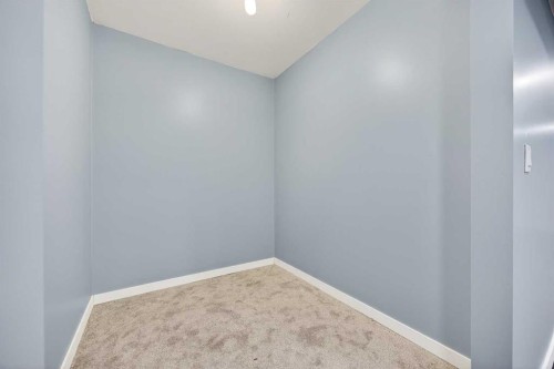 162 Prestwick Landing Se, Calgary, AB - Indoor Photo Showing Other Room