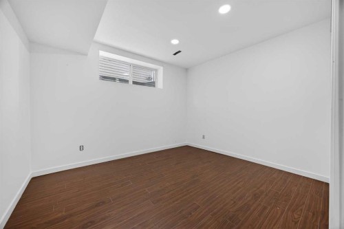 162 Prestwick Landing Se, Calgary, AB - Indoor Photo Showing Other Room