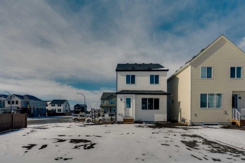 231 Bartlett Crescent Se, Calgary, AB - Outdoor