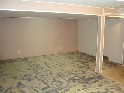 107 2Nd Avenue North, Torrington, AB - Indoor