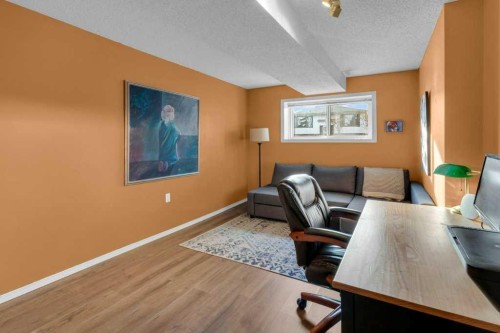 44 Sprucegrove Crescent Se, Airdrie, AB - Indoor