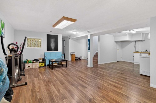 5122 48 Street Nw, Calgary, AB - Indoor