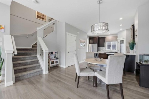 8 Evanscrest Way Nw, Calgary, AB - Indoor Photo Showing Dining Room