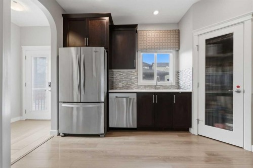 8 Evanscrest Way Nw, Calgary, AB - Indoor Photo Showing Kitchen With Stainless Steel Kitchen