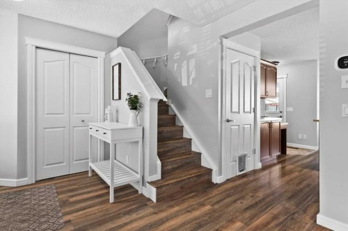 564 Morningside Park Sw, Airdrie, AB - Indoor Photo Showing Other Room