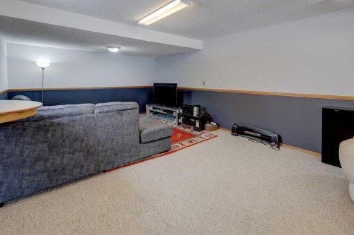 232 Hampshire Place Nw, Calgary, AB - Indoor