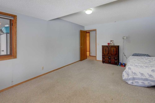 232 Hampshire Place Nw, Calgary, AB - Indoor