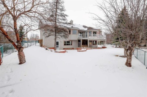 232 Hampshire Place Nw, Calgary, AB - Outdoor