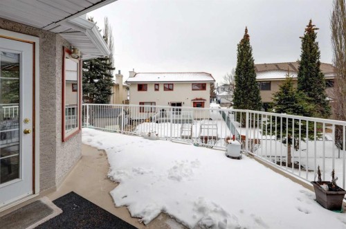 232 Hampshire Place Nw, Calgary, AB - Outdoor With Exterior