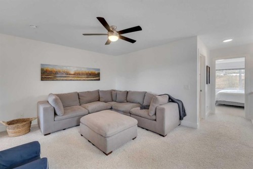 126 Crestridge Sw, Calgary, AB 