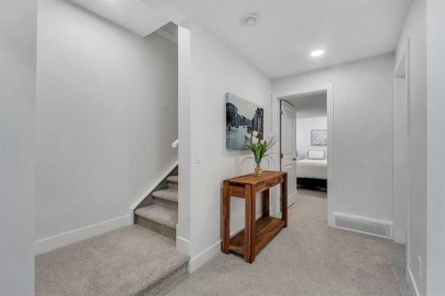 126 Crestridge Sw, Calgary, AB 