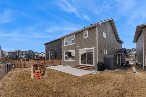 126 Crestridge Sw, Calgary, AB 
