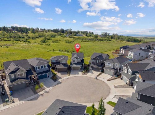 126 Crestridge Sw, Calgary, AB 