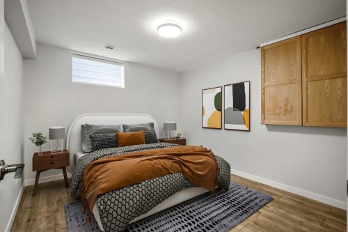 636 Arlington Drive Se, Calgary, AB - Indoor Photo Showing Bedroom