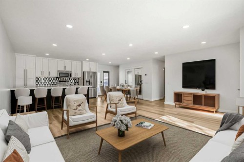 636 Arlington Drive Se, Calgary, AB - Indoor Photo Showing Living Room