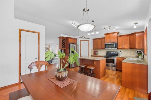 79 Hillcrest Boulevard, Strathmore, AB - Indoor