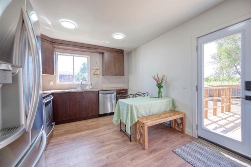 1176 Penrith Crescent Se, Calgary, AB - Indoor Photo Showing Kitchen With Stainless Steel Kitchen