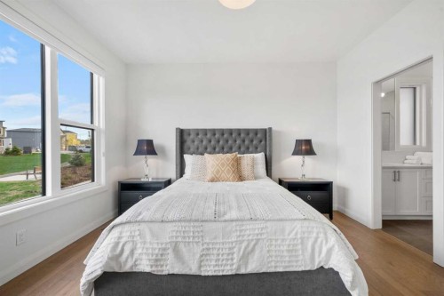 218 Mitchell Heath Nw, Calgary, AB - Indoor Photo Showing Bedroom