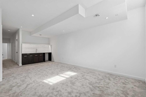 1765 7 Avenue Nw, Calgary, AB - Indoor Photo Showing Other Room