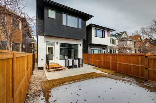 1765 7 Avenue Nw, Calgary, AB - Outdoor