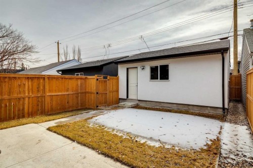 1765 7 Avenue Nw, Calgary, AB - Outdoor