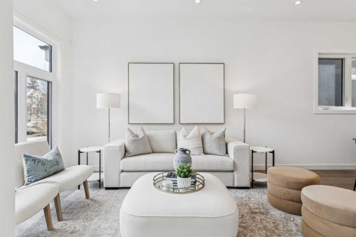 1765 7 Avenue Nw, Calgary, AB - Indoor Photo Showing Living Room